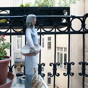 https://anastasia-2-bedrooms-apartment-on-vaci-utca.inbudapesthotels.com